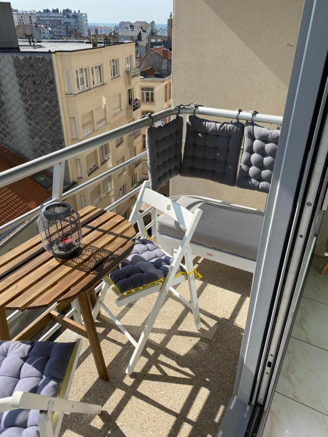 Studio Lumineux Cosy Blankenberge Appartamento Esterno foto